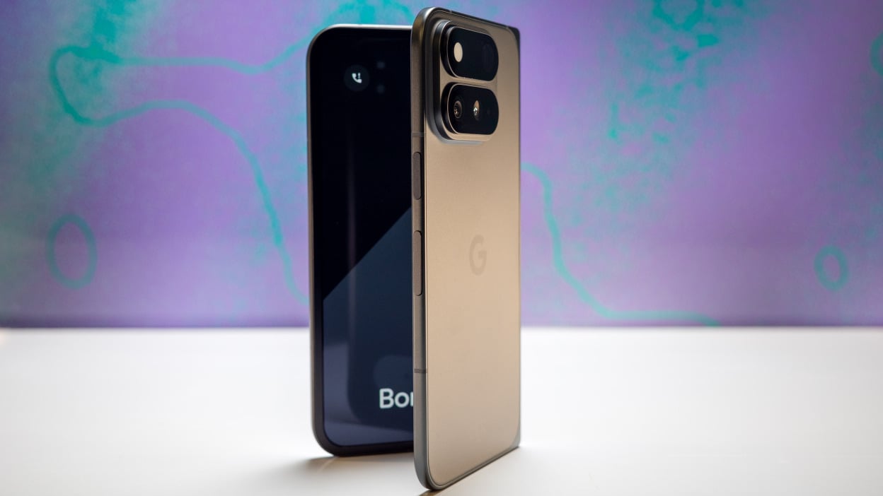 Pixel 11 Pro Fold Survived the Torture Test Without Exploding, Debuts App Handles