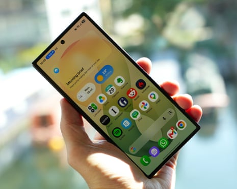 Samsung Galaxy Z Fold 8 Review and India Launch
